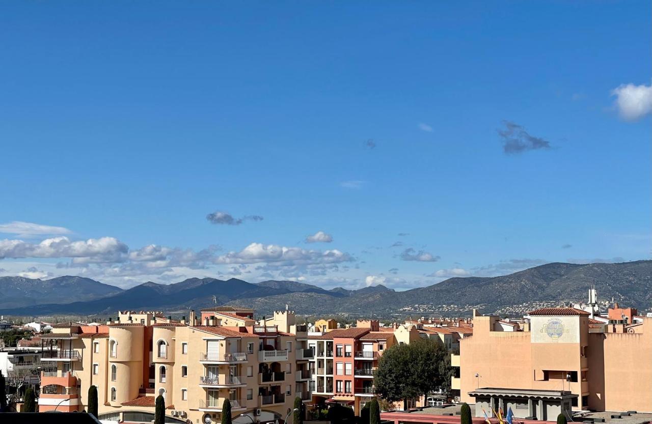 Ephemeral Holidays P.5 - Hidromasaje Empuriabrava Dış mekan fotoğraf
